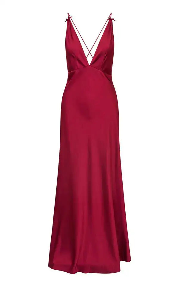 Sabrelle Dress in Merlot