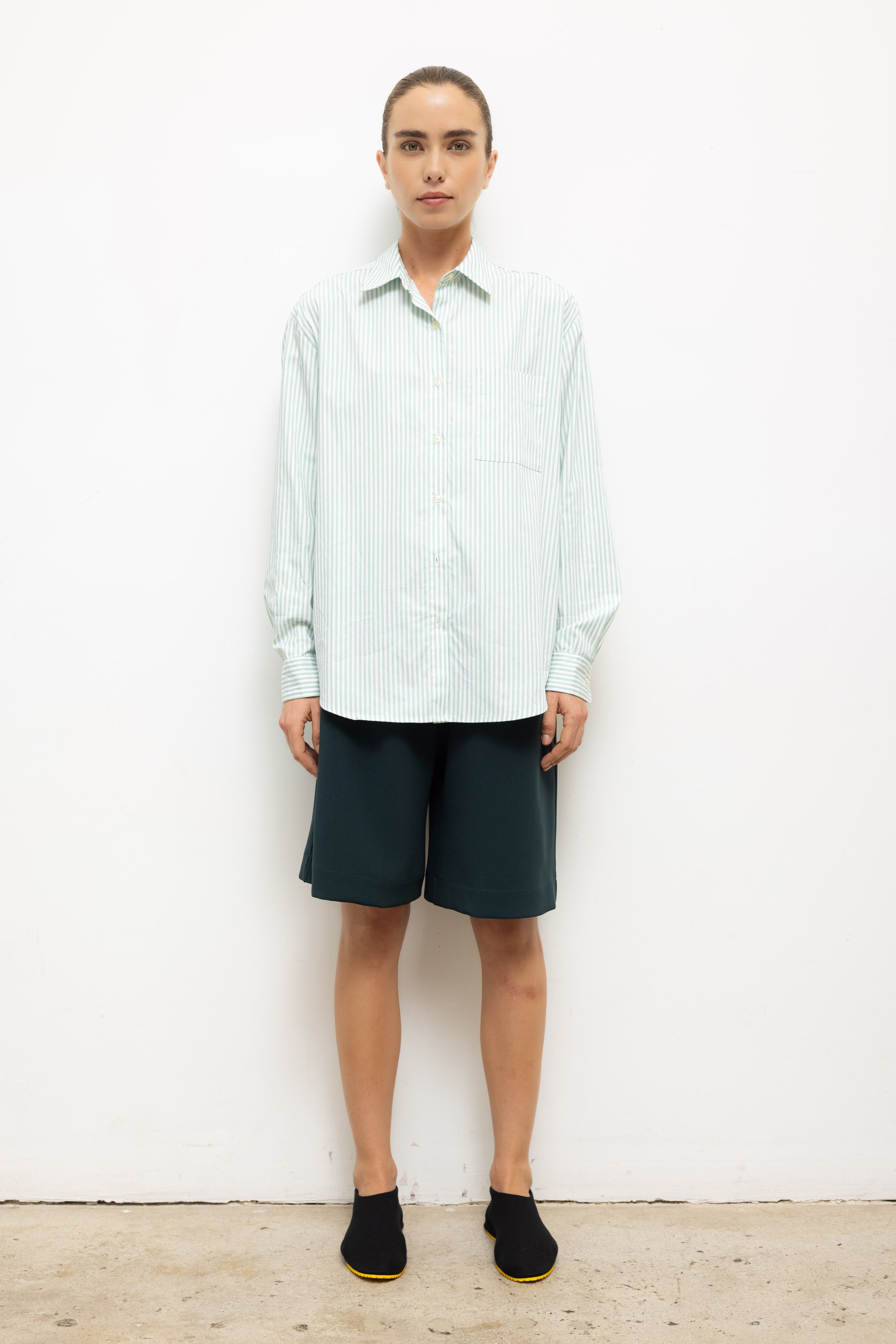 YOSHI STRIPE CLASSIC BUTTON DOWN