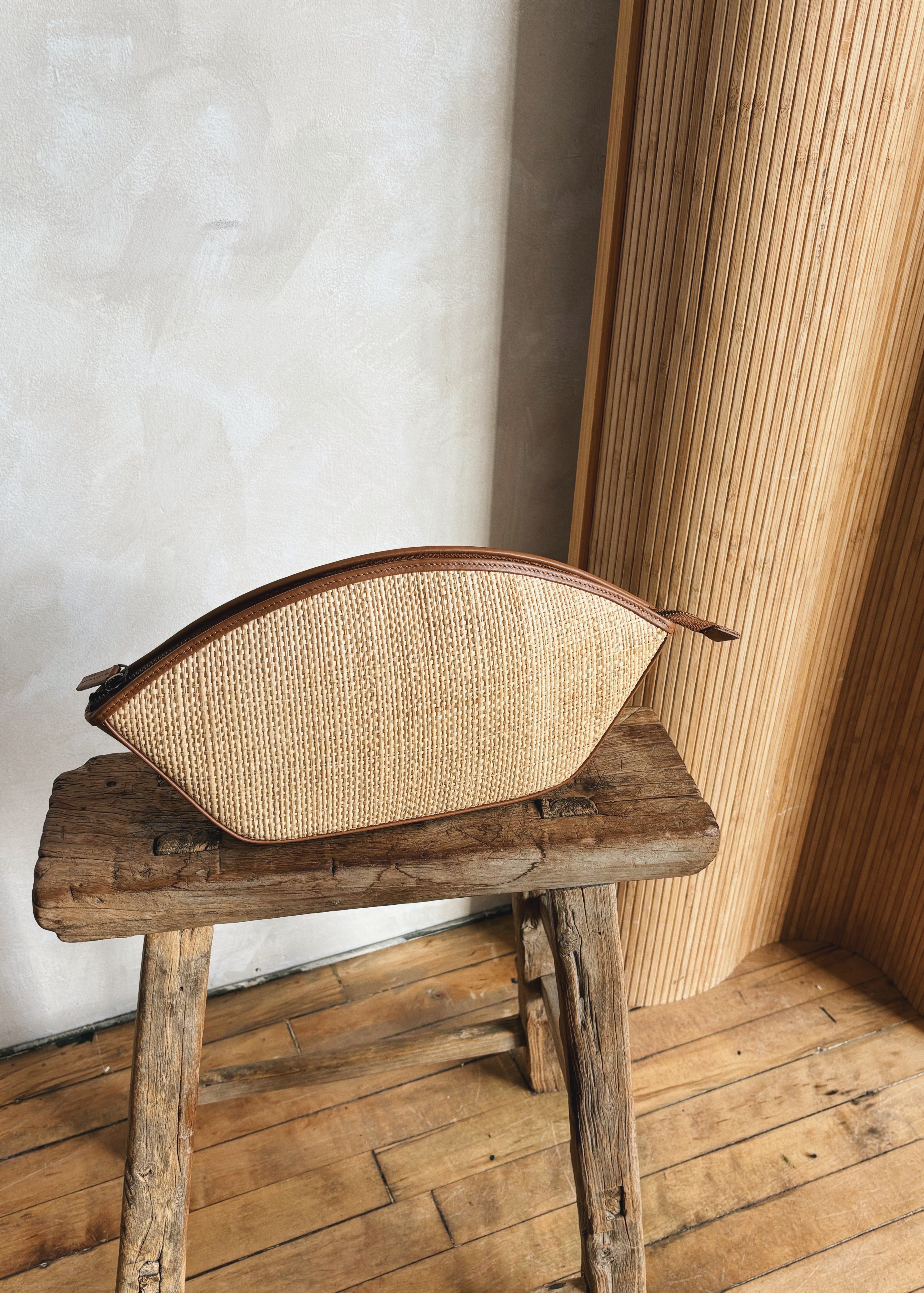 Pesce Clutch - Raffia