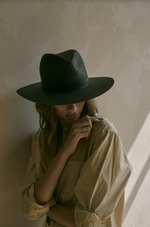 Simone Packable Hat - Black